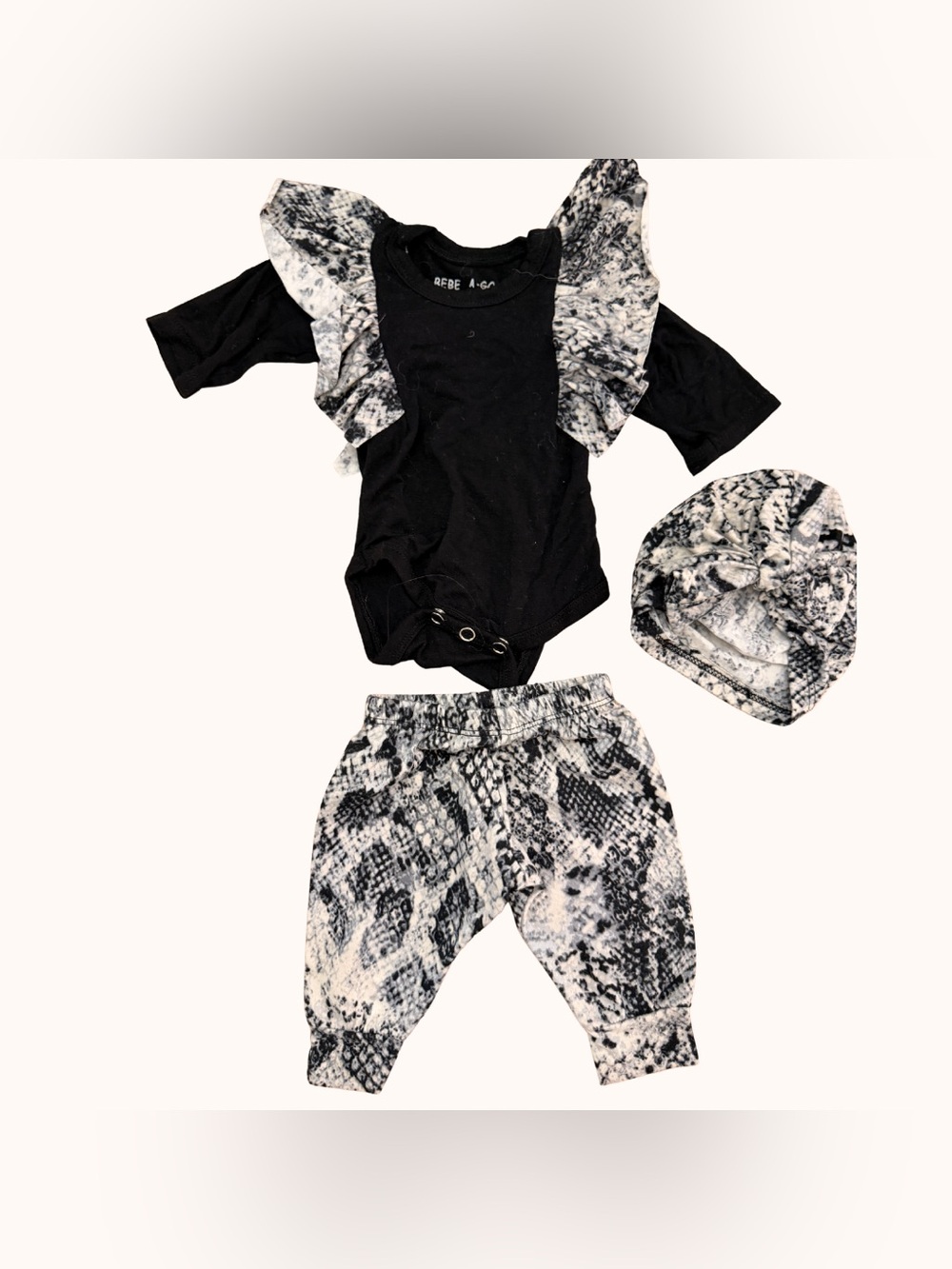 Baby Girl Black & Snake-Print Matching Set with Ruffle Bodysuit